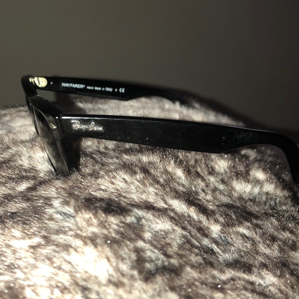 Ray Ban Original Wayfarers - Picture 3 of 8
